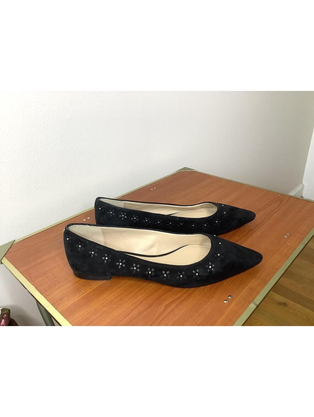 < Coach Joane Black Suede Pointed Toe Ballet Flats Size 9B > - Picture 7 of 9